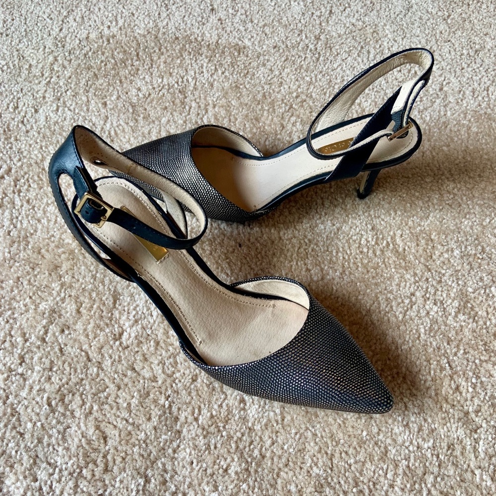 Louise et Cie Ankle strap kitten heels
